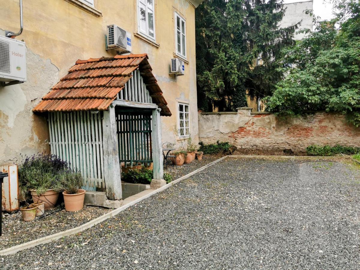 Beautiful 2Bed Apartment In The Centre Of Varazdin Luaran gambar